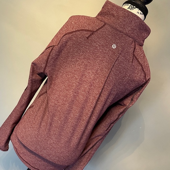 Lululemon Surge Warm 1/2 Zip Silver
Heathered Cassis Large - Picture 4 of 4